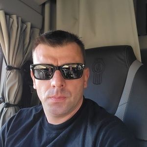 Meet your Posher, Branislav